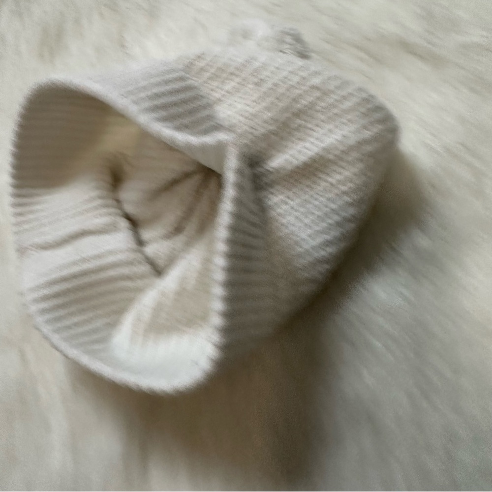 NWOT White Beenie - Picture 8 of 10